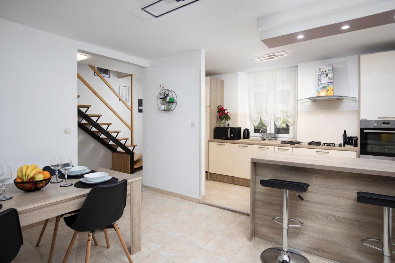 History Apartment Villa Veruda Пула Екстериор снимка